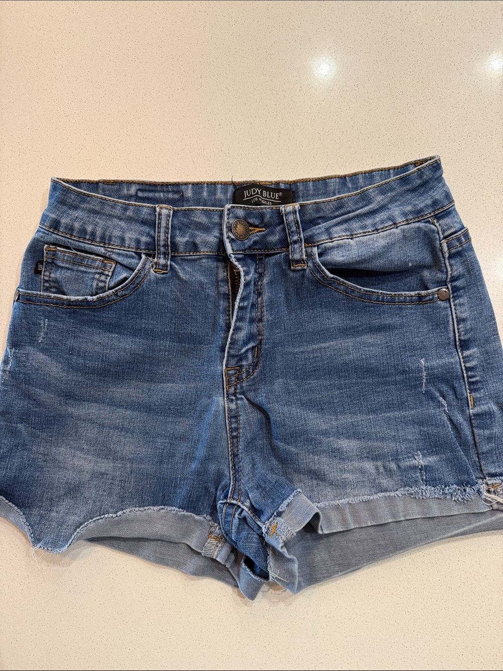 Judy Blue Mid Wash Denim Shorts Size Small